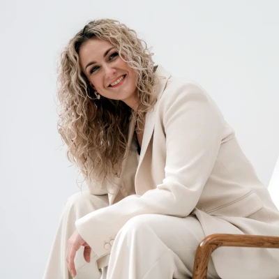 Regina de Waal, Studio Revine